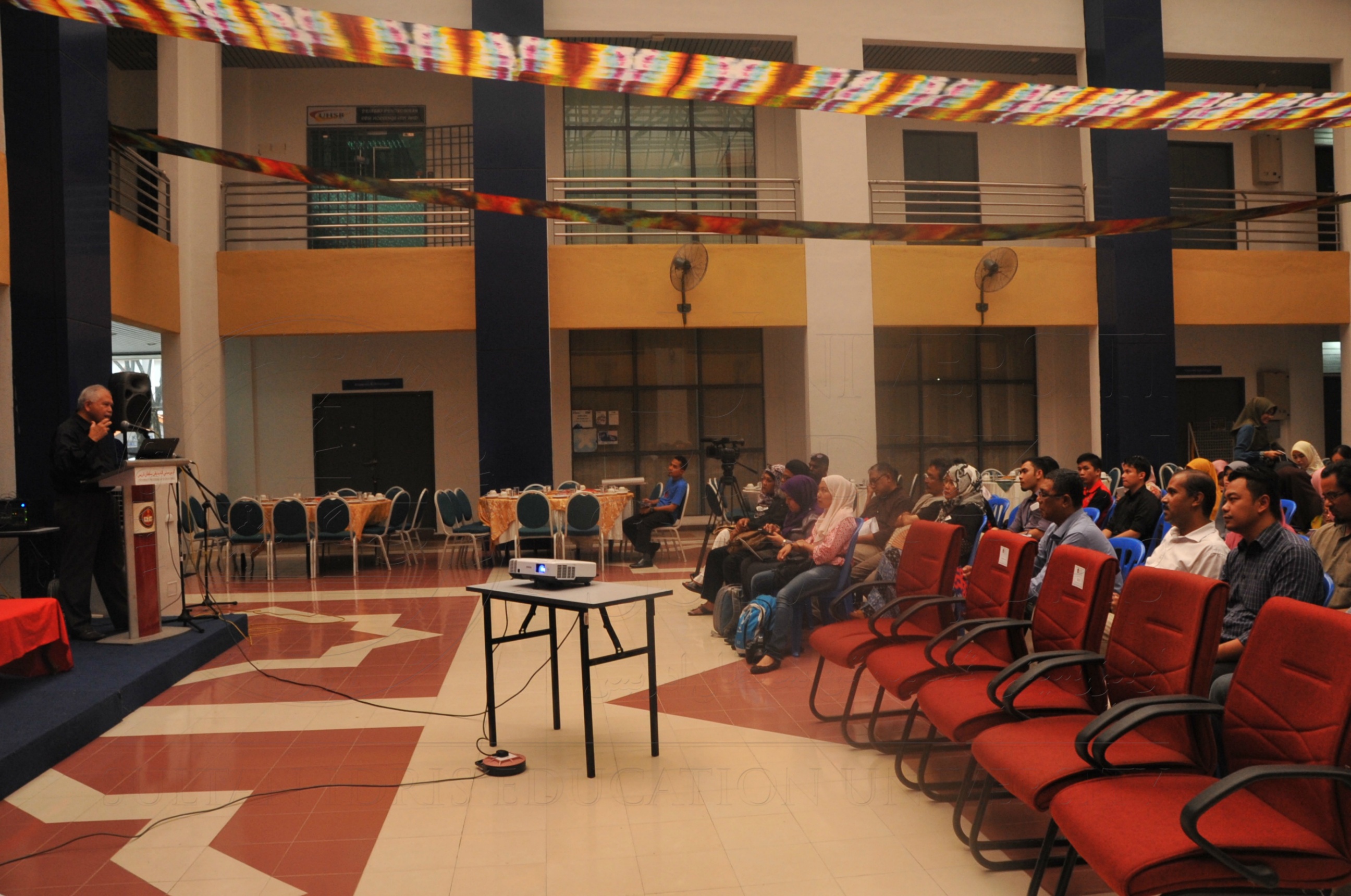 PRO15 173 ESE HAS 2267